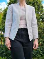 Kurzer Blazer tailliert Schalkragen Beige Cream 36 Bayern - Schliersee Vorschau