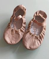 Ballettschläppchen/ Ballettschuhe Gr. 39 Niedersachsen - Stade Vorschau