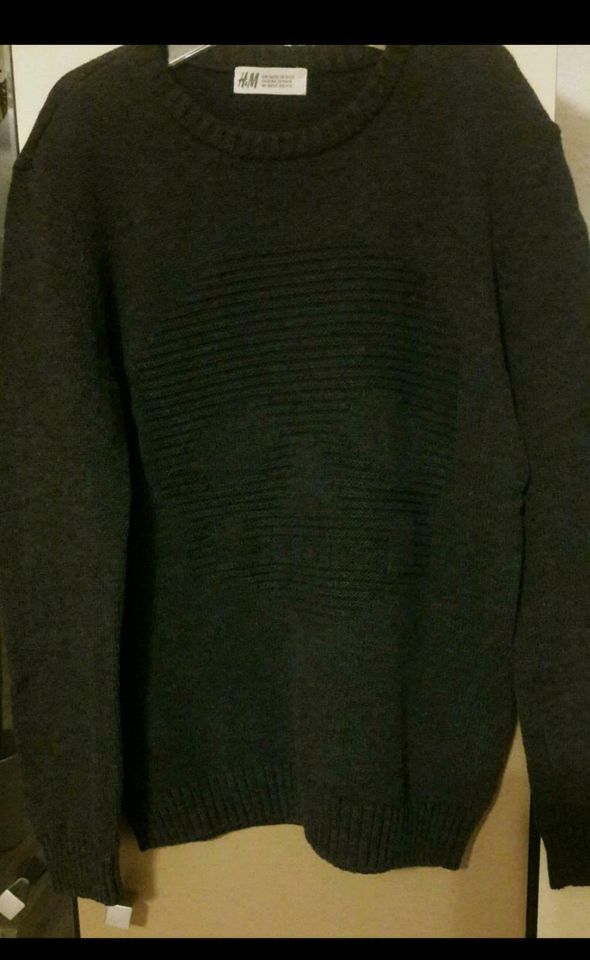 H&M Strickpullover/Pullover Gr.146/152 Totenkopf! Wie neu in Meinhard