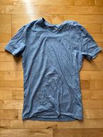 Shirt mit V Ausschnitt Bayern - Bayreuth Vorschau