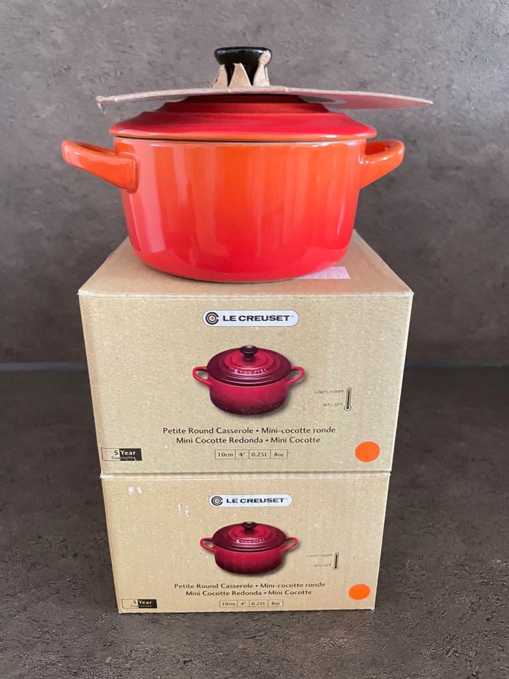 LE CREUSET 3 Mini Cocottes aus Steinzeug - NEU, OVP & inkl. Porto in Hattersheim am Main