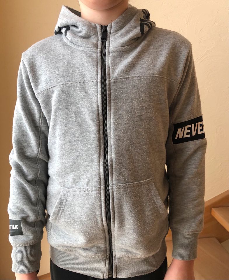 Sweatjacke STC Staccato Gr. S -Gr. 146 in Sinsheim