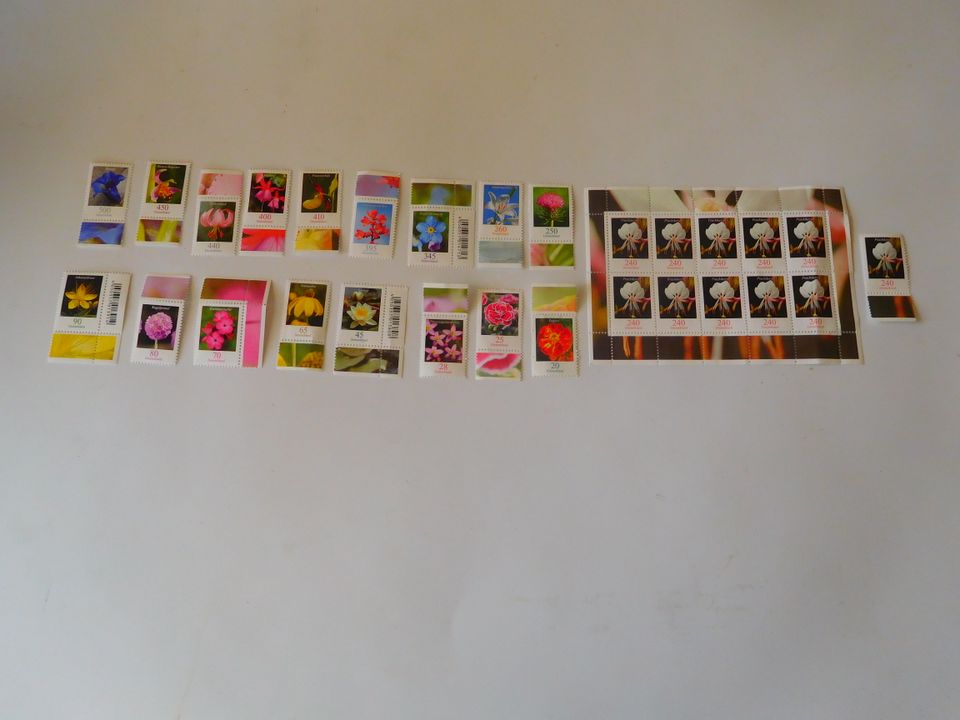 Briefmarken postfrisch Blumenserie in Walsdorf Eifel