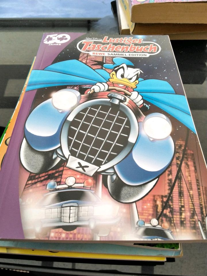 Bücher - 10 x Donald Duck und Micky Maus in Auggen