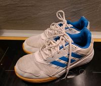 Adidas Hallensportschuhe Gr. 38 2/3 Bochum - Bochum-Wattenscheid Vorschau