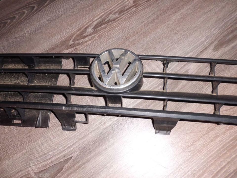 VW Passat B2 Santana Kühlergrill Syncro Wanddeko in Schönsee