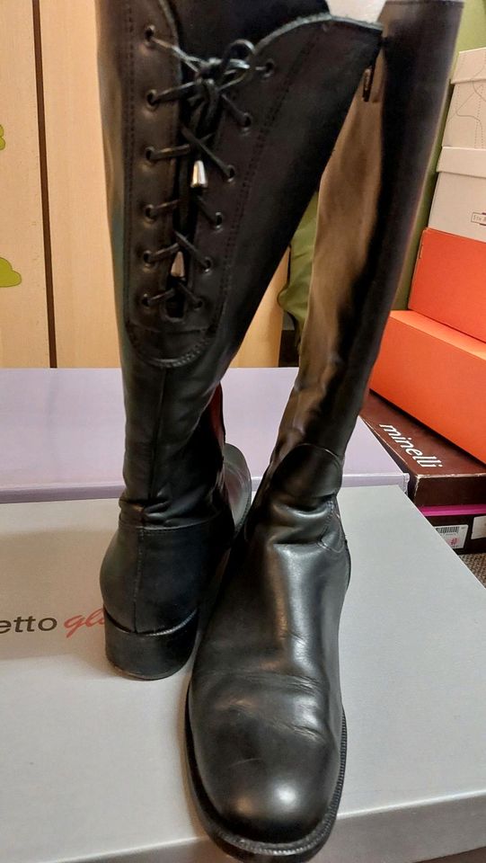 ☆ Italienische Leder Stiefel mit Schnürung ☆ gr.40 in Paderborn