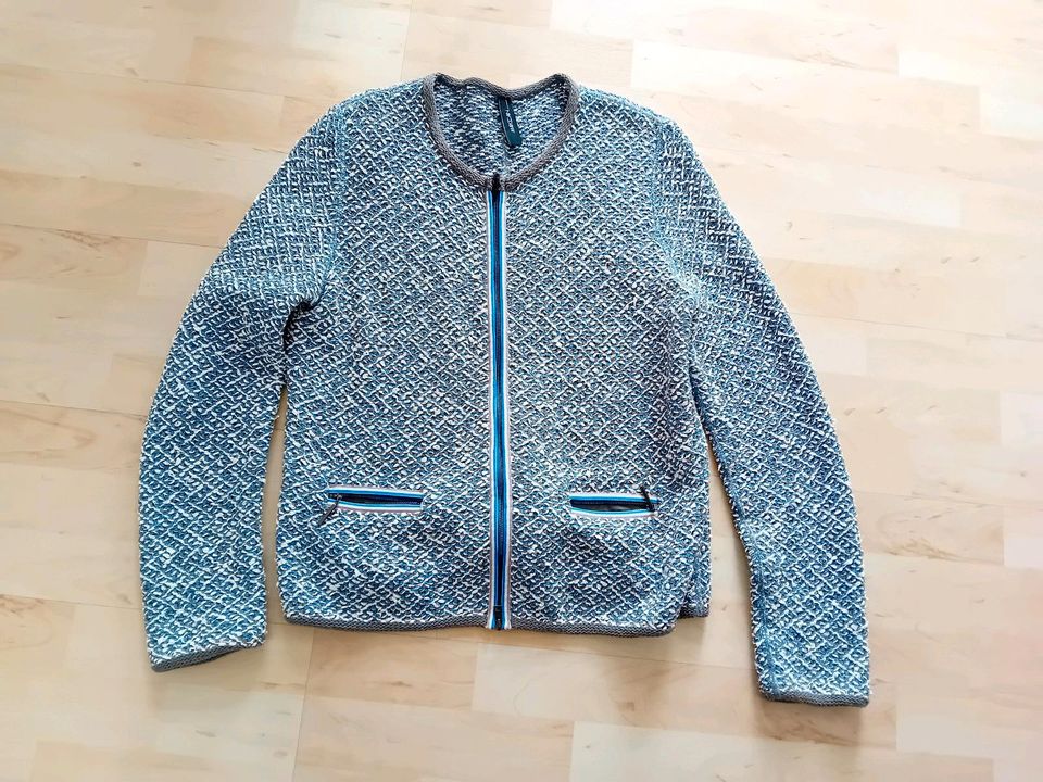 Jacke ♡Marc Cain♡ Blau weiß grau♡ kurz♡ Gr.M 38/40 ♡ in Duisburg