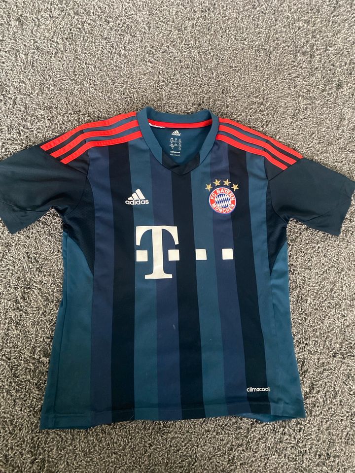 Fc Bayern Trikot Saison 2012/13 in Paderborn