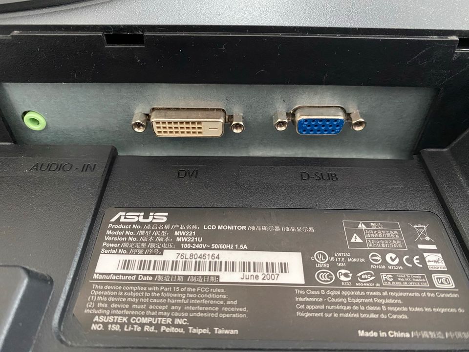 Asus MW221U LCD Monitor 22 Zoll in Thalmassing