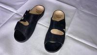 Pantoletten Hallux by Fidelio FABIA F1/2 Größe 36, schwarz, NEU! Nordrhein-Westfalen - Borken Vorschau