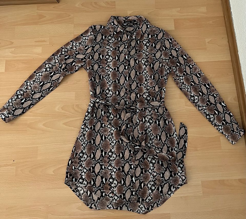 Boohoo Hemdkleid mit Bindegürtel Leopard  gr.38 in Mühldorf a.Inn