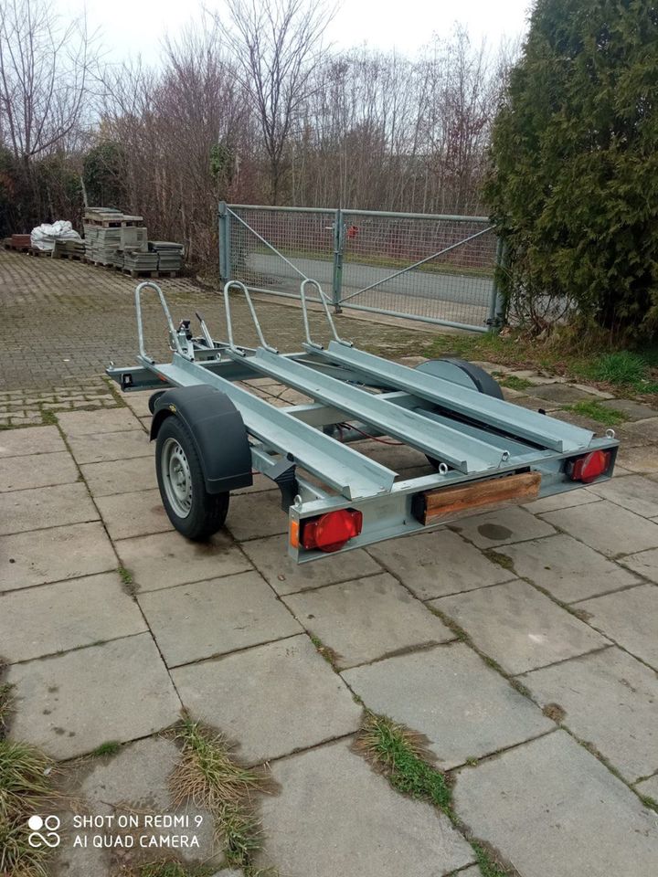 Motorradtransporter 1000kg in Stuttgart