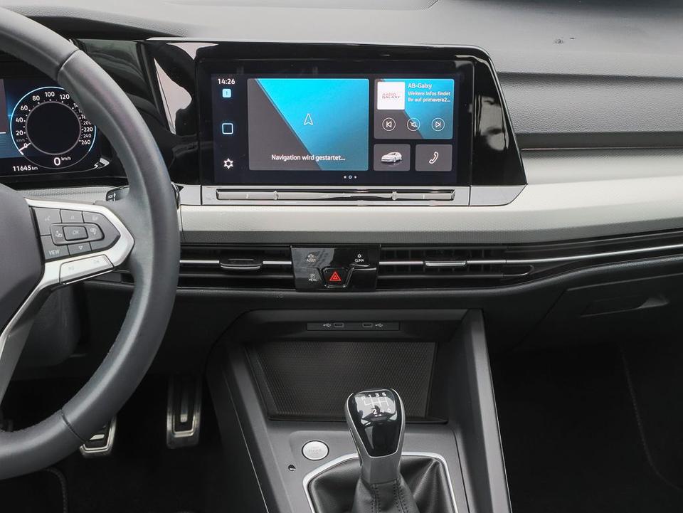 Volkswagen Golf VIII 1.0 TSI MOVE+GJR+PANO+APP+PDC+DAB+LED in Bamberg
