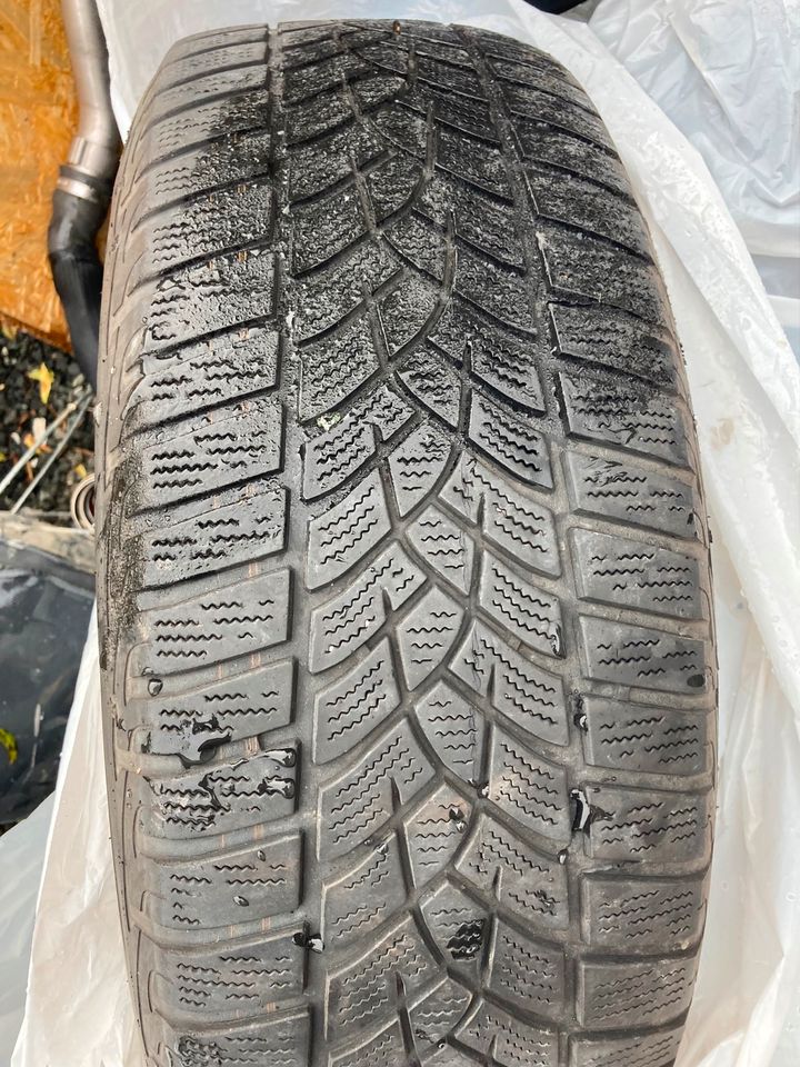 4x VW Winterräder Tiguan Stahlfelgen 215/65 R16 LK112 in Kreuztal