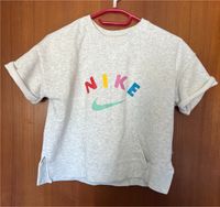 Nike kurzarm Shirt für Mädchen Gr. 156-166 Baden-Württemberg - Schallstadt Vorschau