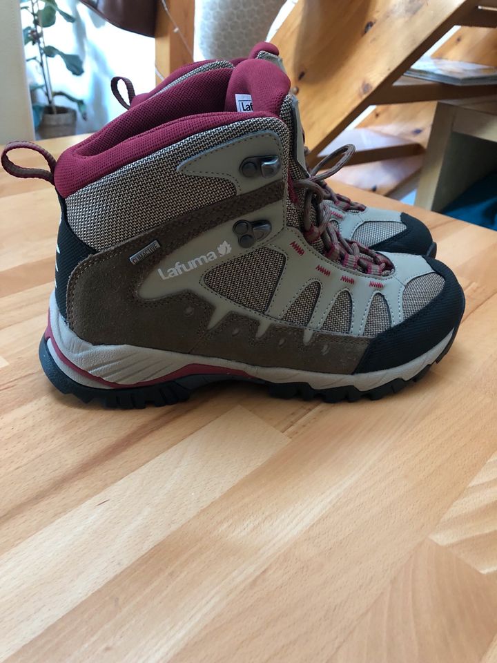 Wanderstiefel Damen Lafuma 40 2/3 NEU in Augsburg