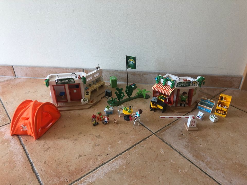 Playmobil 5432 Großer Campingplatz in Riedstadt