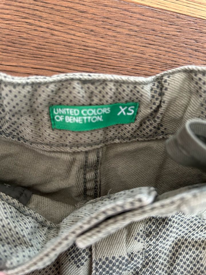 Kurze Jeans Shorts Junge Benetton XS 116/122 in Bad Neustadt a.d. Saale