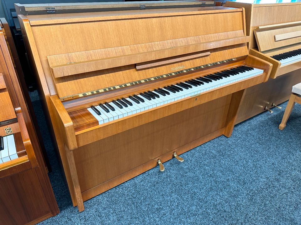 Schimmel Klavier, Modell 108, Nussbaum, Garantie in Swisttal