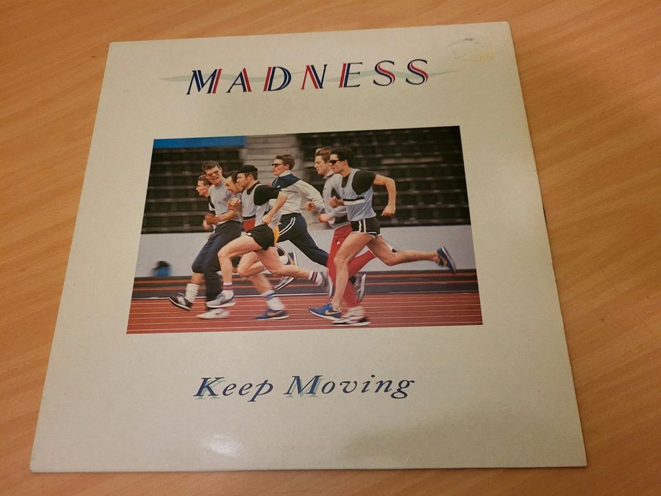 MADNESS Keep Moving VINYL LP SCHALLPLATTE in Lutter am Barenberge