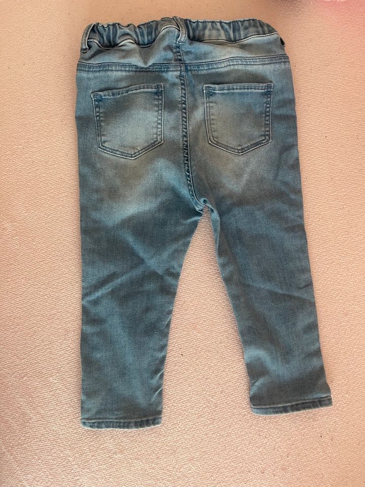 Mädchen Jeans Gr:86 H&M in München