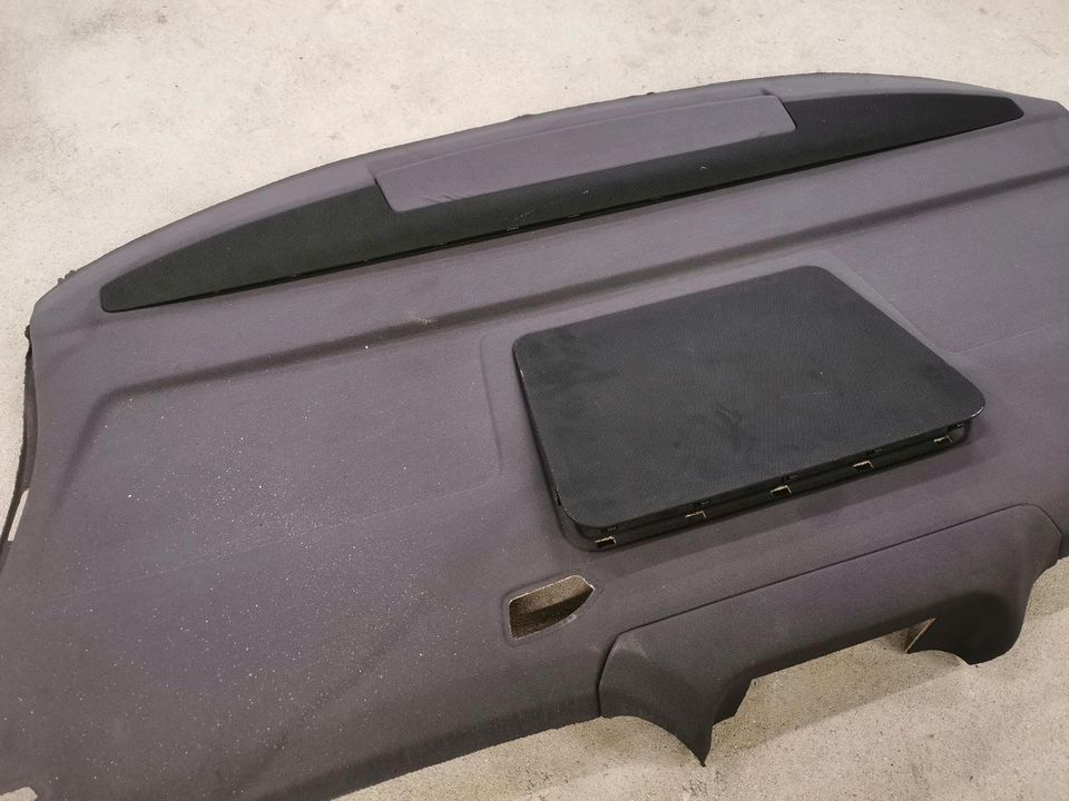 Audi a8 4e hutablage Abdeckung verkleidung Kofferraum in Wriezen