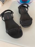 PRADA SANDALEN GR 37 EU SCHWARZ Nordrhein-Westfalen - Mönchengladbach Vorschau