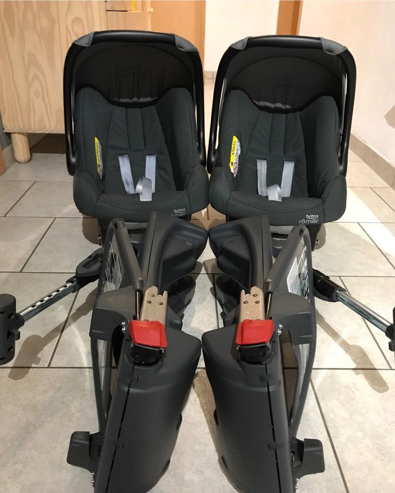 Kindersitz, Britax Römer Baby Safe, Isofix, Babyschale, Maxi Cosi in Jacobsdorf 