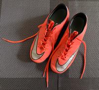 Nike Fußballschuhe für die Halle, Gr. 40 Bayern - Bad Kissingen Vorschau