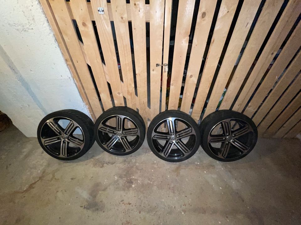 Cádiz 18“ Alufelgen VW Sommerreifen Golf 7R in Oldenburg