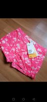 H&M kurze Shorts Palmen neu Gr. 104 Hessen - Runkel Vorschau