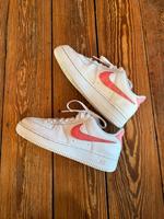 Nike Air Force 1 Sneaker Valentines Edition weiß 38 Special neu Hessen - Hadamar Vorschau