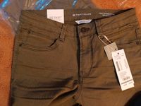 Neu Tom Tailor Alexa Slim Jeans Dry Greyish Olive 27/26 Niedersachsen - Sachsenhagen Vorschau