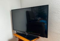 GRUNDIG 42“  3D Fernseher mit 4 Brille Baden-Württemberg - Plochingen Vorschau