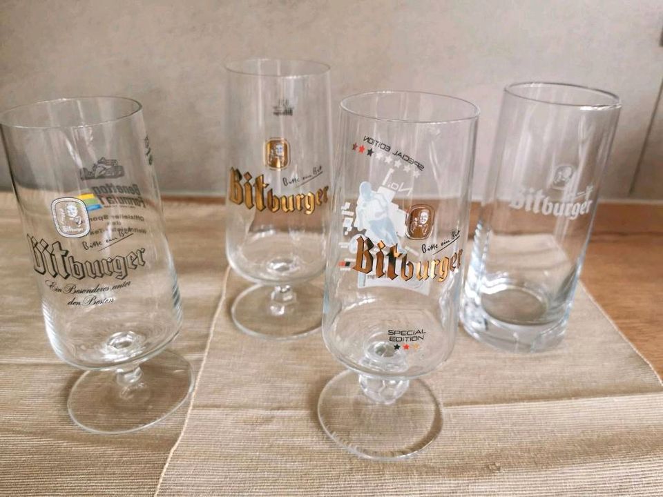 Bitburger Gläser mit Sammelsurium in Wallerfangen