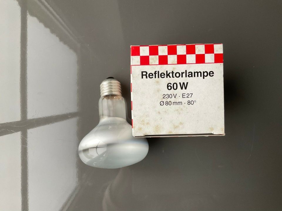 Reflektorlampe Glühbirne Spot warmweiß 60W 230V E27 Retro Vintage in  Nordrhein-Westfalen - Sendenhorst | Lampen gebraucht kaufen | eBay  Kleinanzeigen ist jetzt Kleinanzeigen