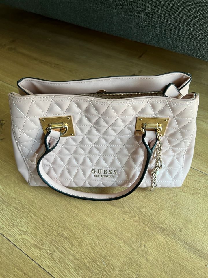 Guess HandTasche in Au