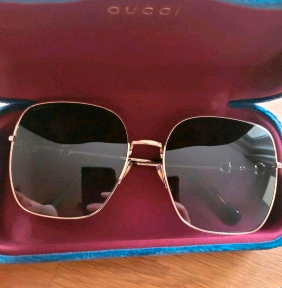 Gucci ORIGINAL Sonnenbrille GG0879S  Gold- grau neu mit Etui usw in Osnabrück