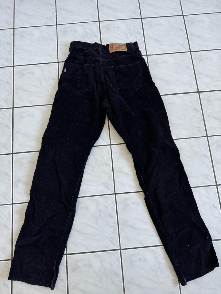Cordhose, Größe 34, schwarz, Pepe Jeans , Vintage, neuwertig in Fulda