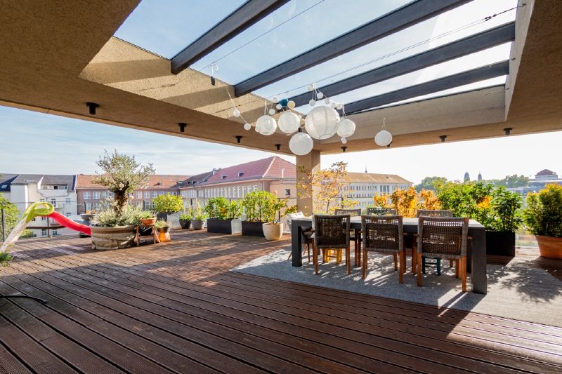 Luxusappartment mit 122 qm Dachterrasse + Panoramablick: Extraklasse-Lage am Dresdner Zwinger. in Dresden