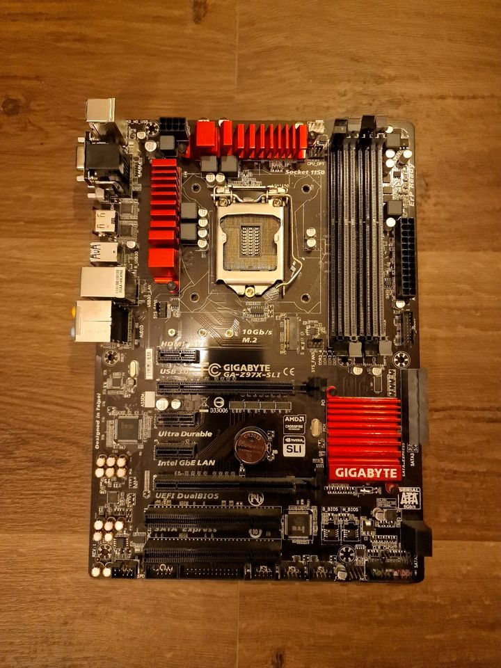 Gigabyte GA-Z97X-SLI Mainboard in Erlangen