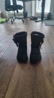 UGGs special Edition mit Lederschleife an der Seite Nordrhein-Westfalen - Troisdorf Vorschau