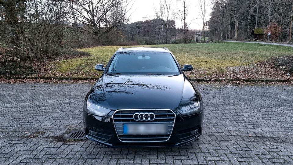 Audi A4 8K B8 Avant 2.0 TDI sehr gepflegt! in Horb am Neckar