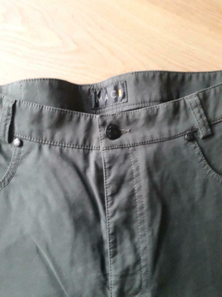 Damenhose MAC Gr. 33/32 in Rattenberg