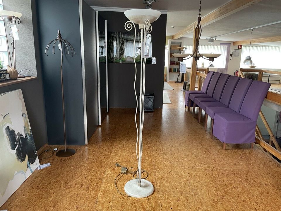 Stehleuchte weiß-gold Beleuchtung Leuchte Wohnzimmer Schlafzimmer in Worms