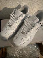 Nike Air force 1 weiß ovp Rechnung Größe 44 Wuppertal - Oberbarmen Vorschau