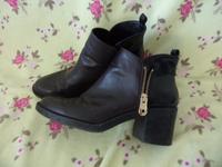Zara Stiefel 39 Halbstiefel schwarz braun Absatz Stiefeletten Berlin - Hohenschönhausen Vorschau