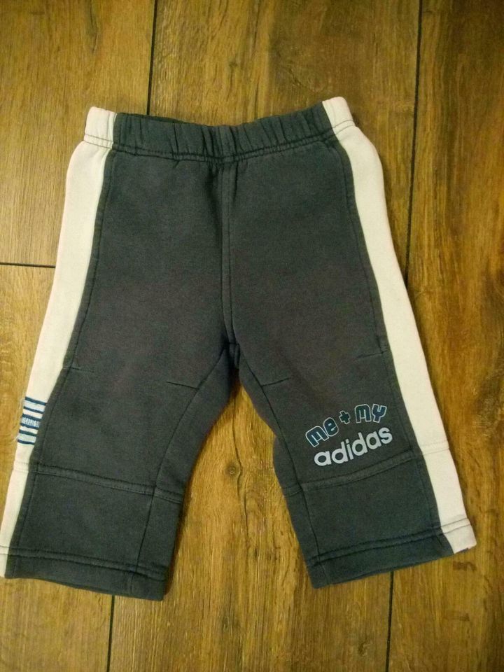 Kurze Hose Kinder Größe 86 Adidas, Shorts Kind Adidas Größe 86 in Bayern -  Pilsting | Babykleidung Größe 86 kaufen | eBay Kleinanzeigen ist jetzt  Kleinanzeigen