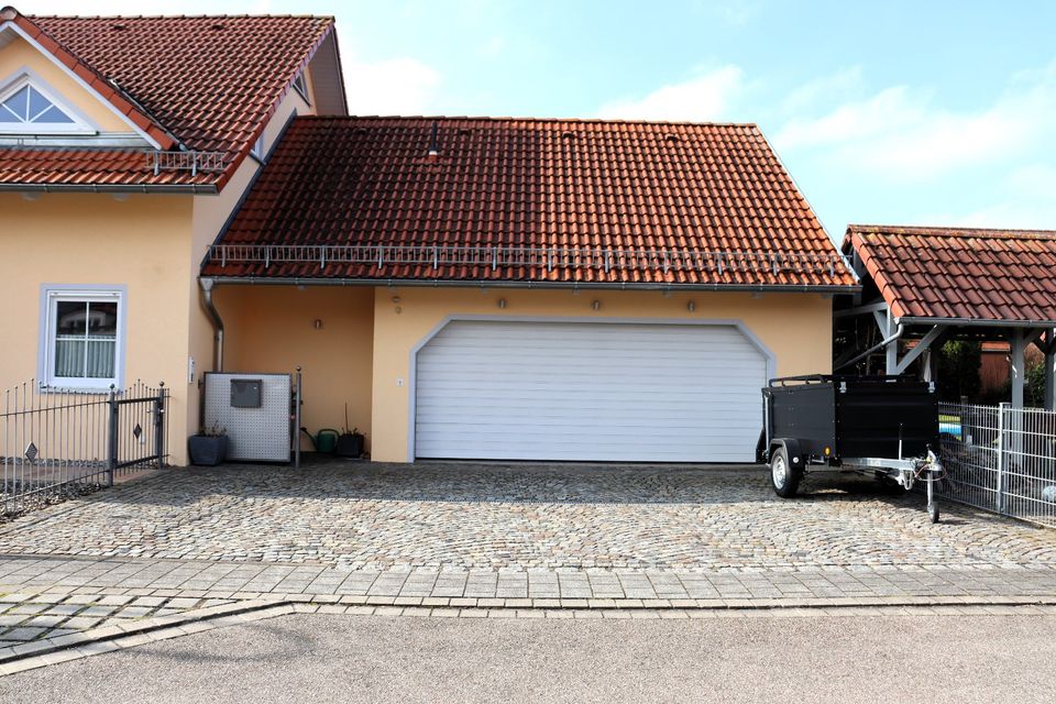 Einziehen und Wohlfühlen! Einfamilienhaus mit Garten in Karlshuld zu verkaufen in Karlshuld